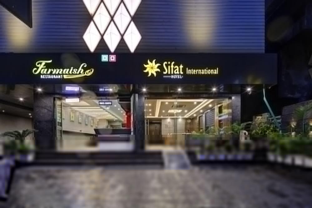 Hotel Sifat International Сурат Экстерьер фото